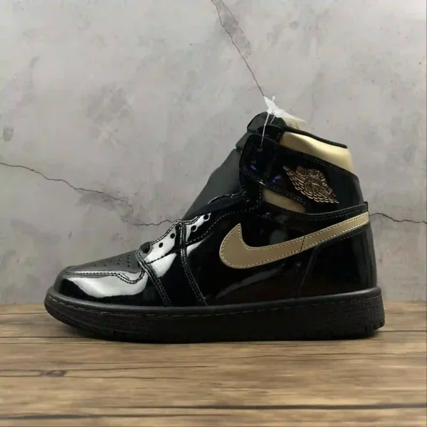 Air Jordan 1 High Black Metallic Gold