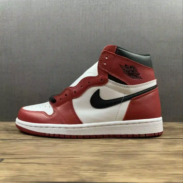 Air Jordan 1 High Chicago