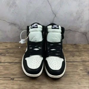 Air Jordan 1 High Dark Mocha