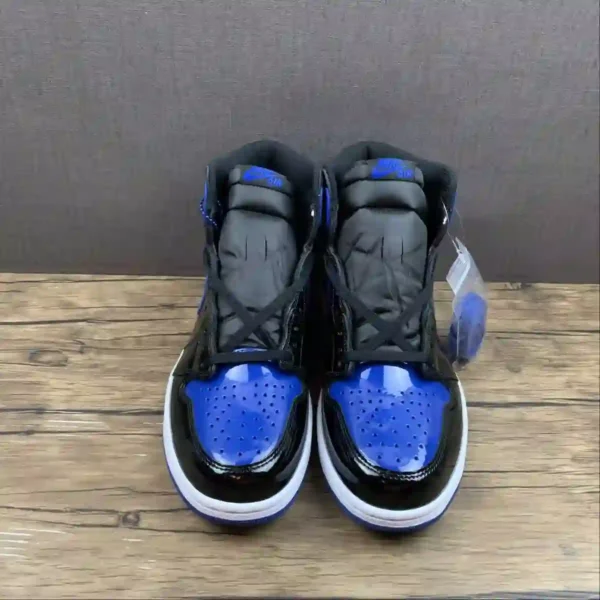 Air Jordan 1 High Patent Royal