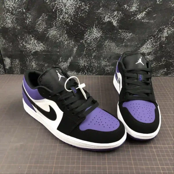 Air Jordan 1 Low Court Purple