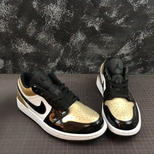 Air Jordan 1 Low Gold Toe