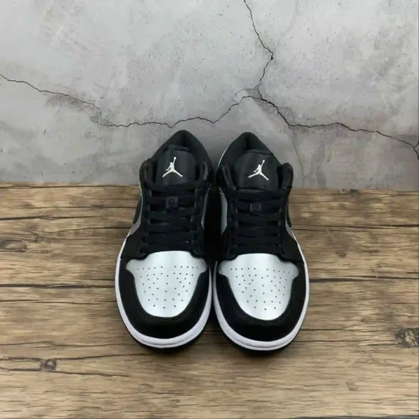 Air Jordan 1 Low Metallic Silver