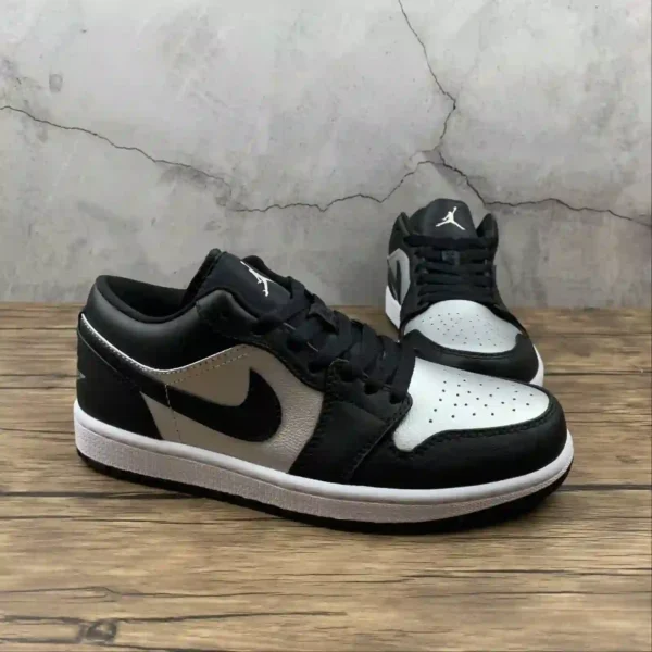 Air Jordan 1 Low Metallic Silver