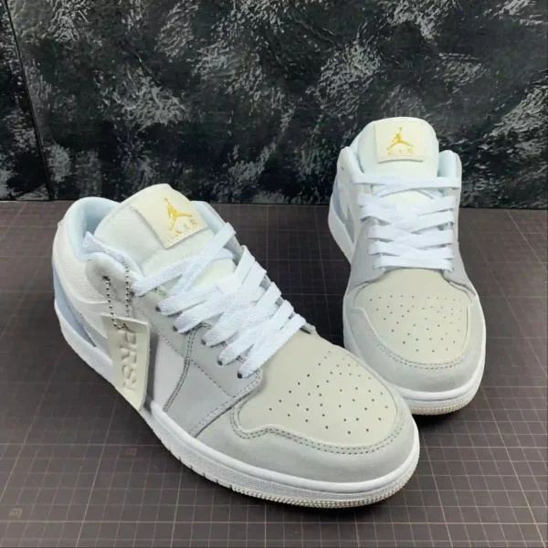 Air Jordan 1 Low Paris