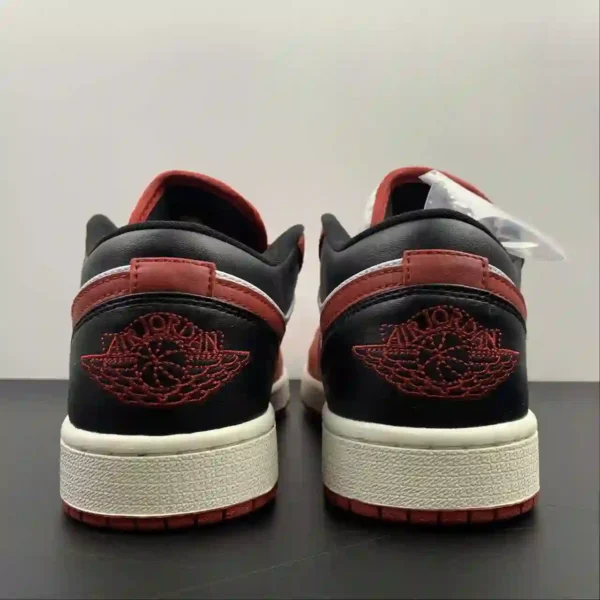 Air Jordan 1 Low Reverse Black Toe