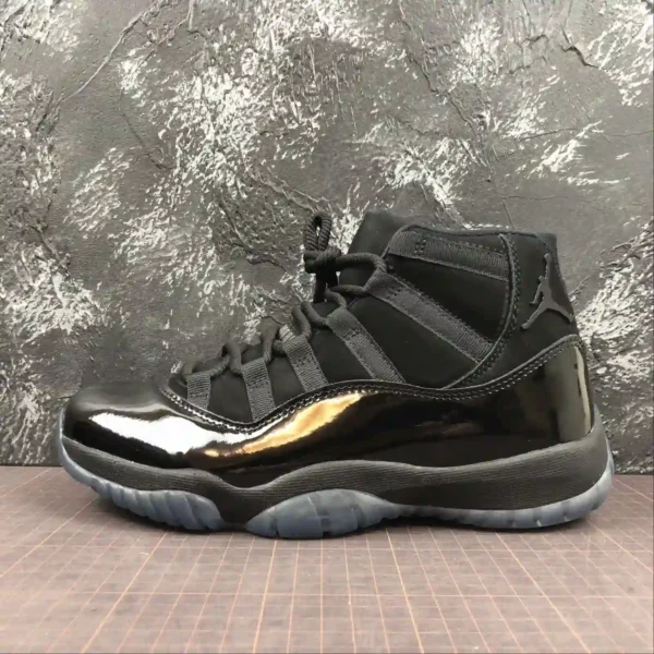 Air Jordan 11 Cap and Gown