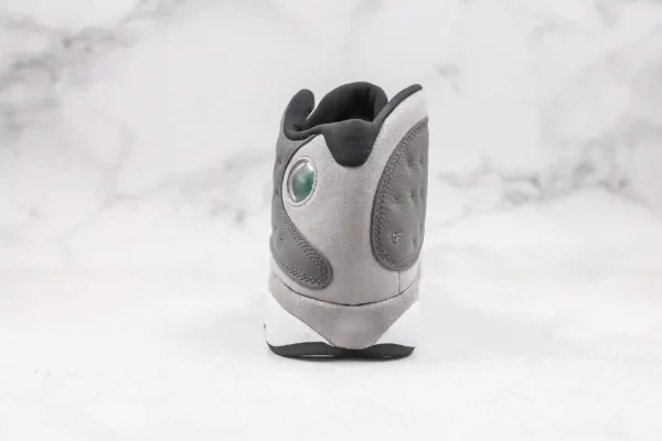 Air Jordan 13 Atmosphere Grey