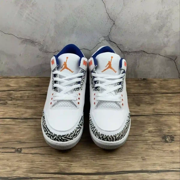 Air Jordan 3 Knicks