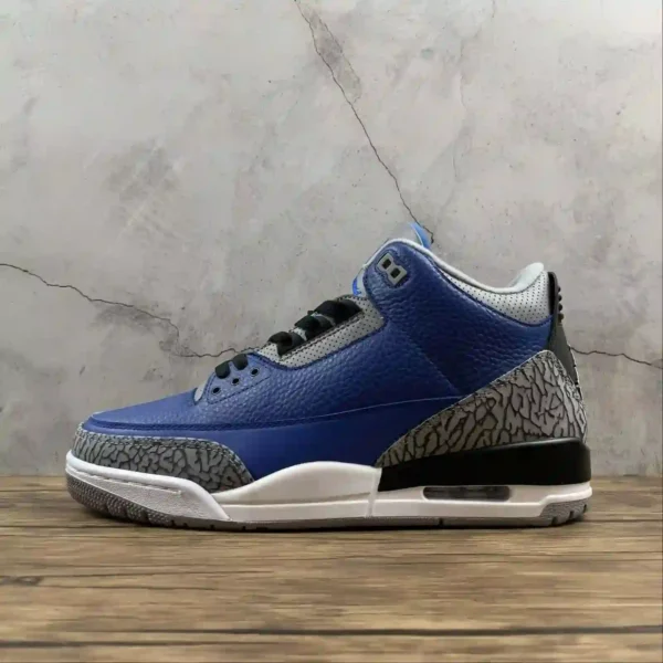 Air Jordan 3 Varsity Royal