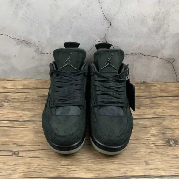 Air Jordan 4 Kaws Black