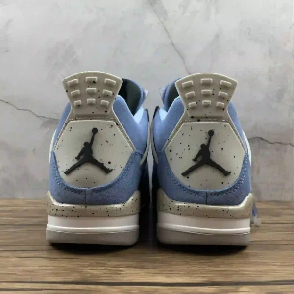 Air Jordan 4 University Blue