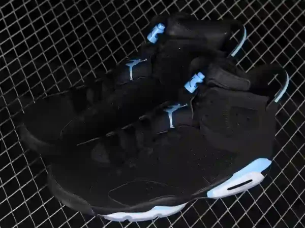 Air Jordan 6 UNC