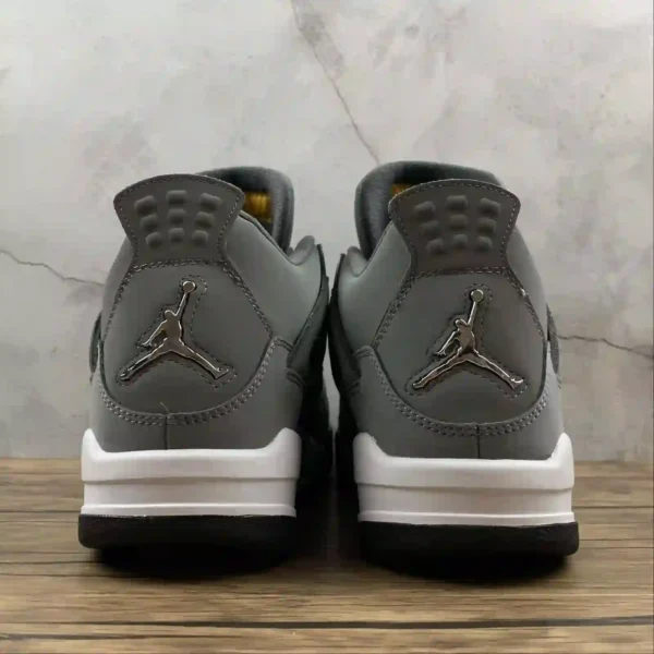 Air Jordan 4 Cool Grey