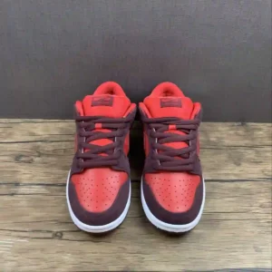 Dunk Low Cherry