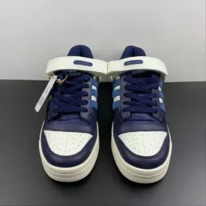 Fórum x Navy Blue