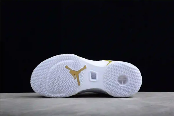 Air Jordan 36 Glory