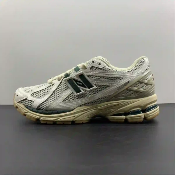 NB1906R White Green