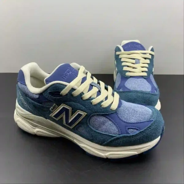 NB990V3 Levi's Blue