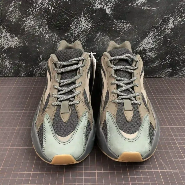 Yeezy 700 Geode