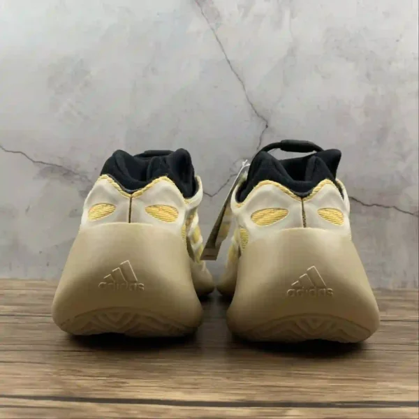 Yeezy 700 V3 Srphym