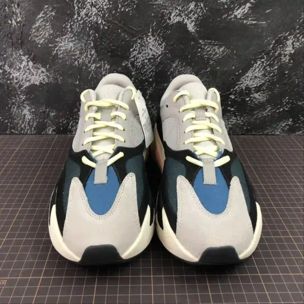 Yeezy 700 Wave Runner