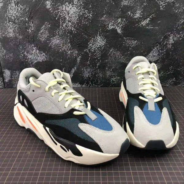 Yeezy 700 Wave Runner