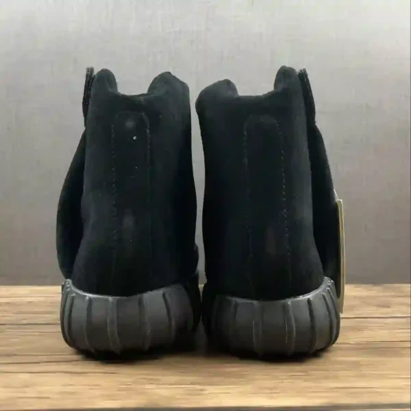 Yeezy 750 Triple Black