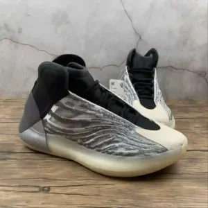 Yeezy Quantum QNTM
