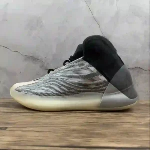 Yeezy Quantum QNTM