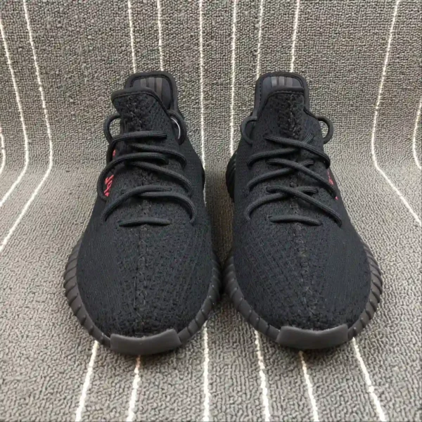 Yeezy V2 350 Bred