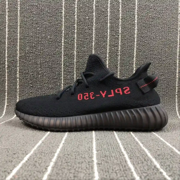 Yeezy V2 350 Bred