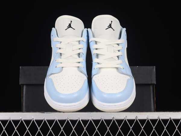 Air Jordan 1 Ice Blue